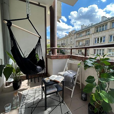 Oomph Warsaw Center Well Designed Apartment With Balcony Dış mekan fotoğraf
