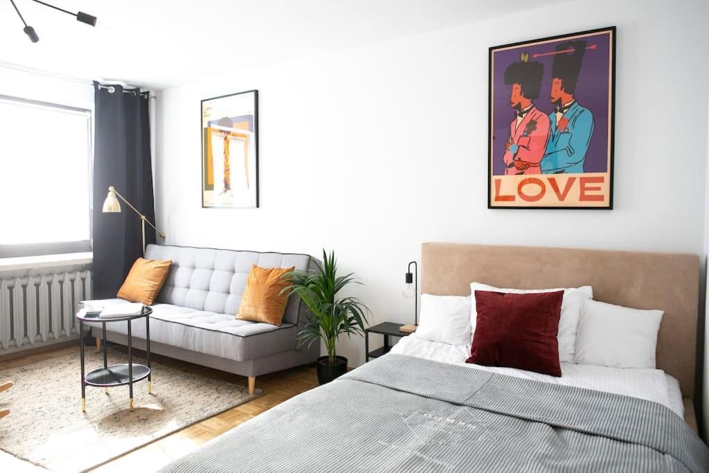 Oomph Warsaw Center Well Designed Apartment With Balcony Dış mekan fotoğraf