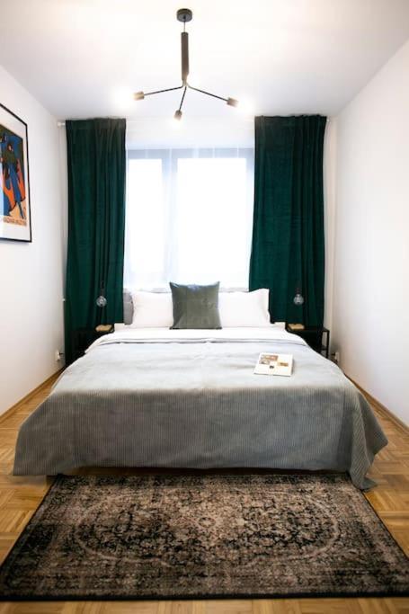 Oomph Warsaw Center Well Designed Apartment With Balcony Dış mekan fotoğraf